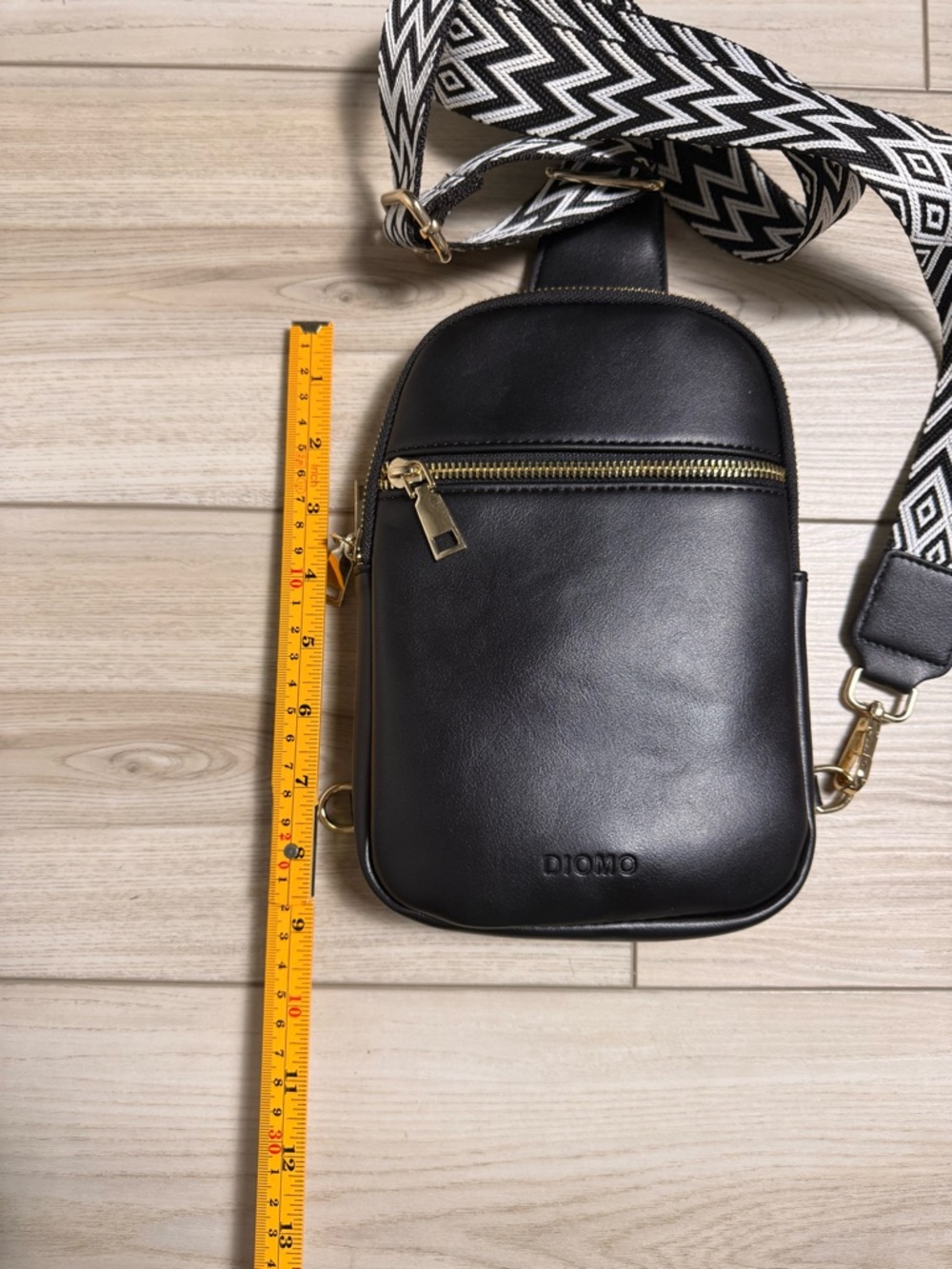 DIOMO Black RFID Sling Bag Crossbody Travel Anti Theft - Picture 6 of 12